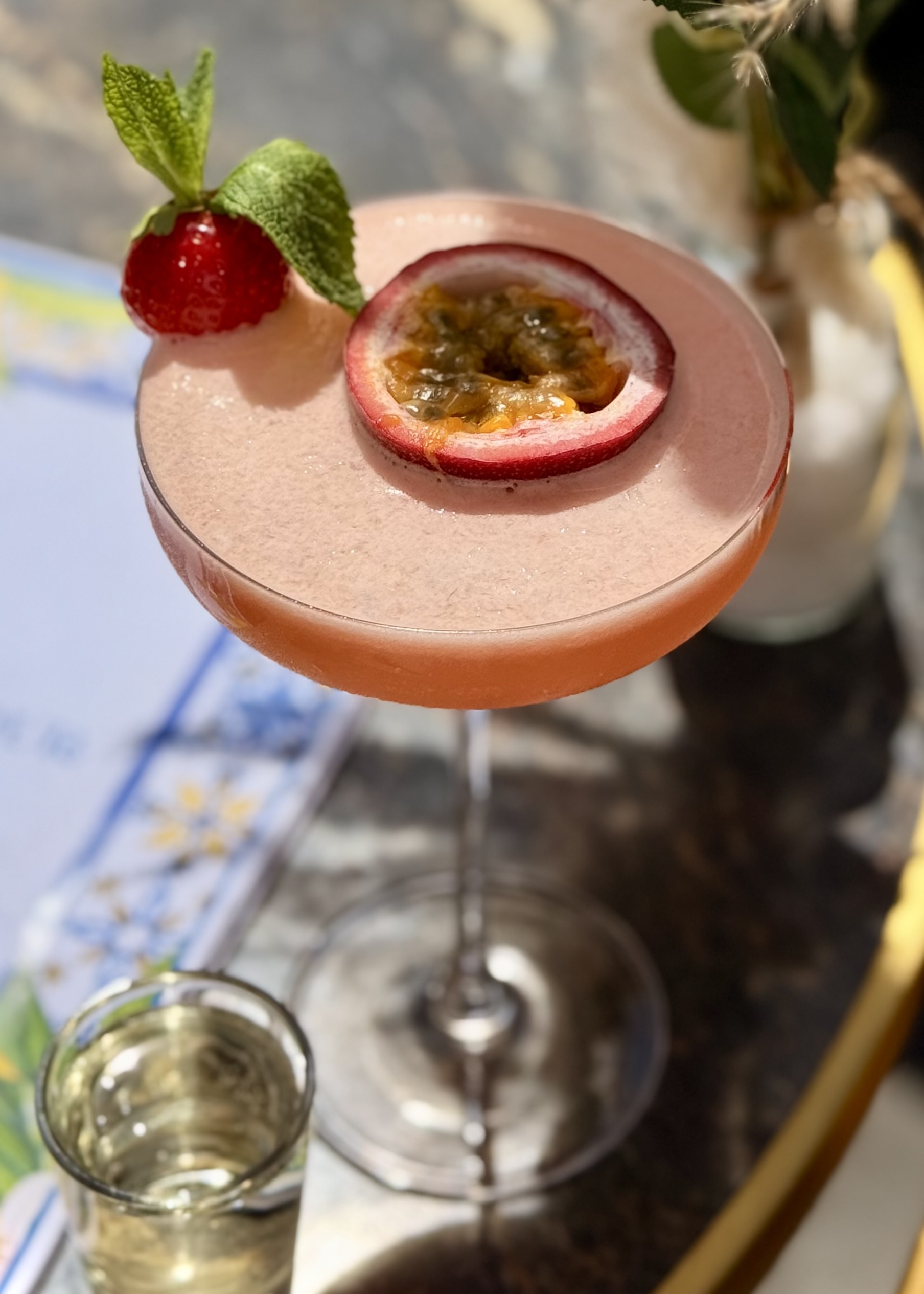 Cocktails artisanaux au restaurant bar Saint Amour, Place du Pin à Nice